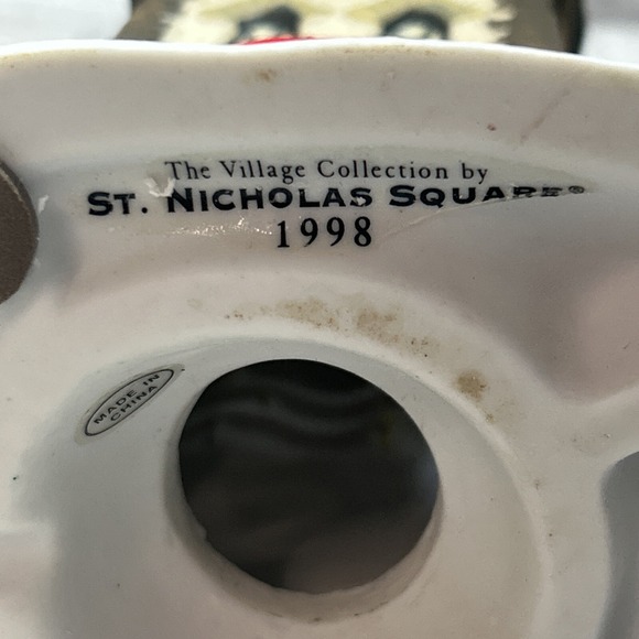 St Nicholas Square The Christmas Village Collection CLOCK TOWER 1998 & Light - Picture 6 of 6